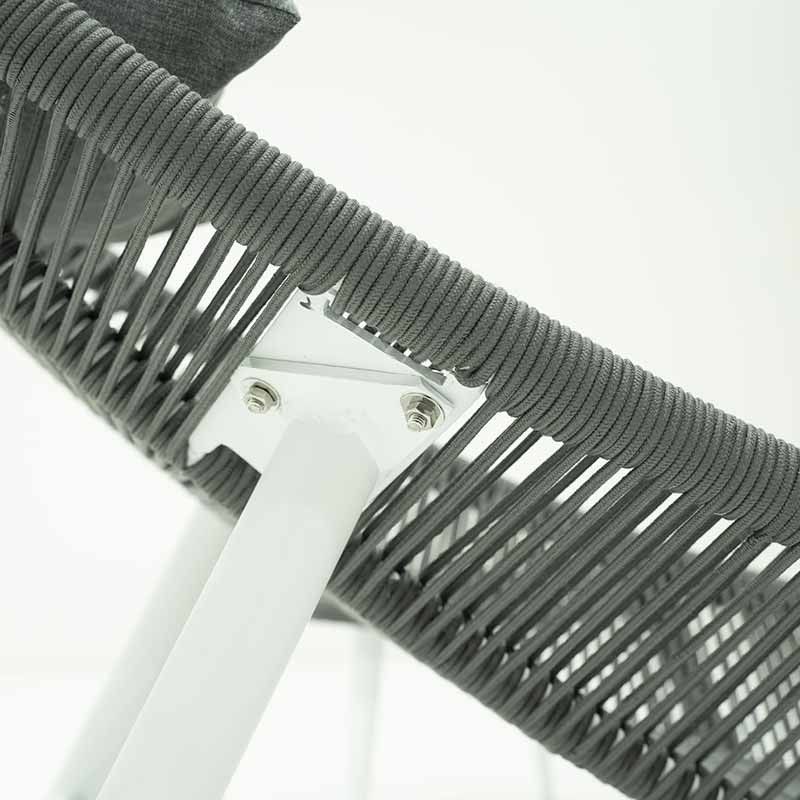 Poltrona con Poggiapiedi in Alluminio e Corde Licis