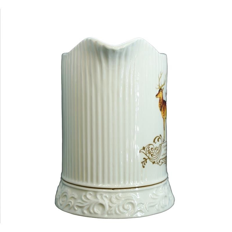 Brocca in Ceramica Bianca con Renna H.17 cm