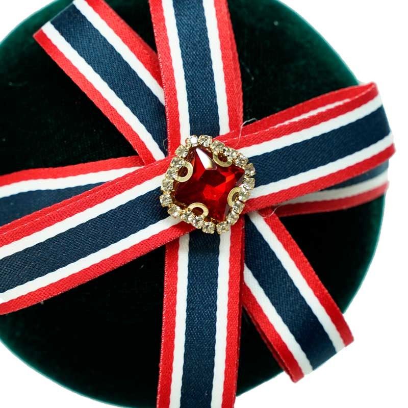 Palla di Natale Verde in Velluto con Nastro Rosso e Verde D.8 cm