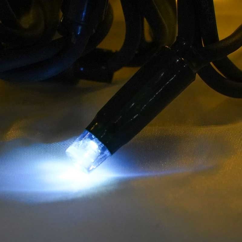 Serie di Luci da 10 metri con 135 Led Bianco Caldo + 15 Flash, Cavo in Caucciù Verde Professionale, Connettibile, Uso Esterno