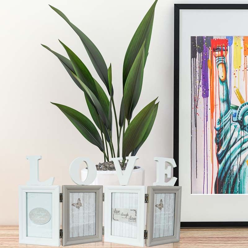 Quattro Cornici per Foto in Legno con scritta Love