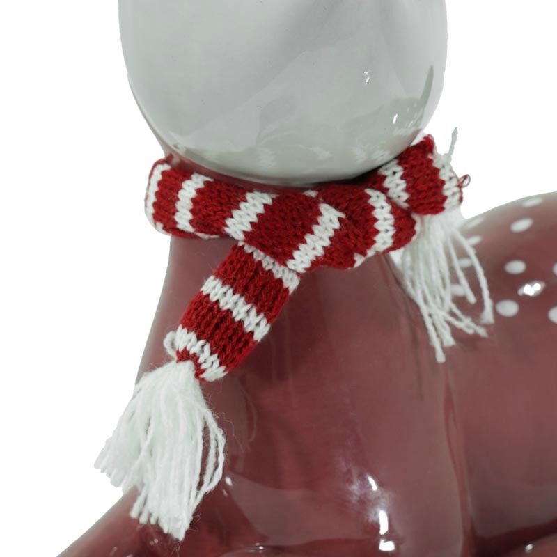 Renna Natalizia Seduta in Ceramica Porpora H.26 cm