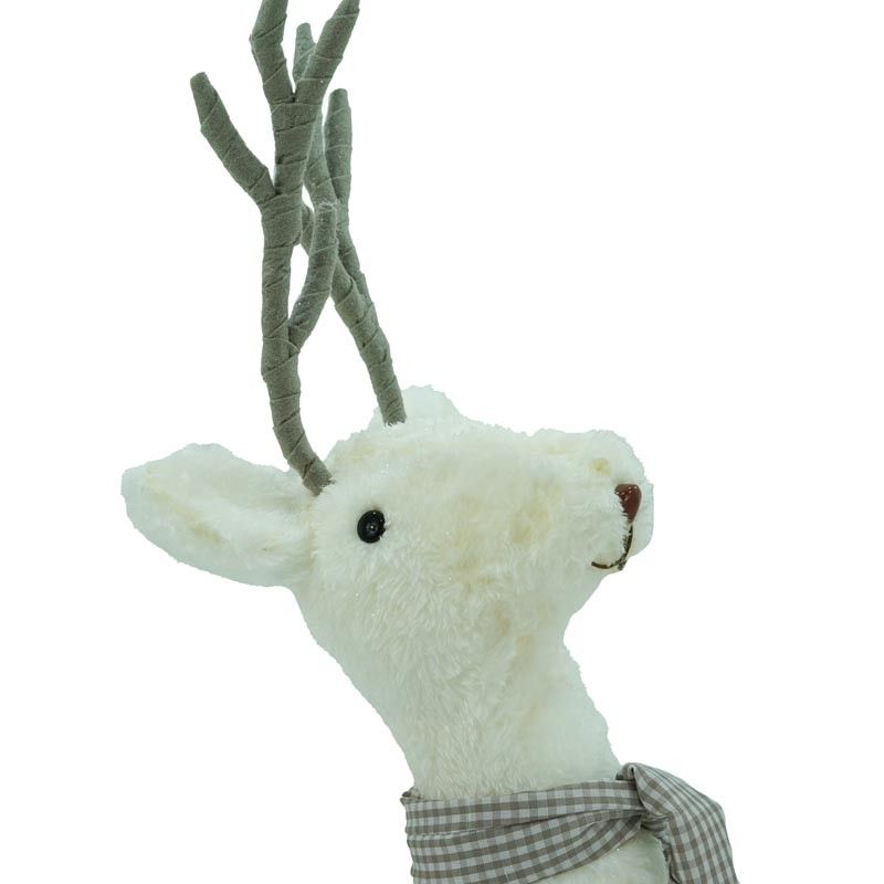 Renna Natalizia Bianca Seduta con Sciarpa Grigia