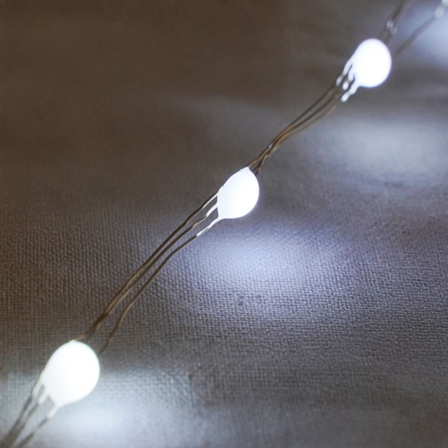 Catena Luminosa 10 m 300 LED Bianco Freddo con Rocchetto