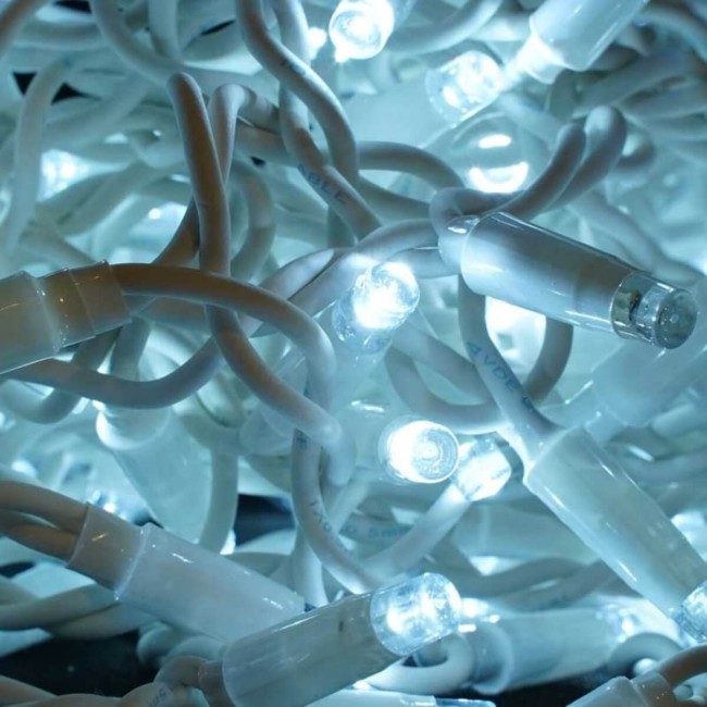 Pioggia Luminosa Prolungabile | Cavo Bianco 3 x h.0,9 mt | 156 Led Bianco Freddo + 18 Flash