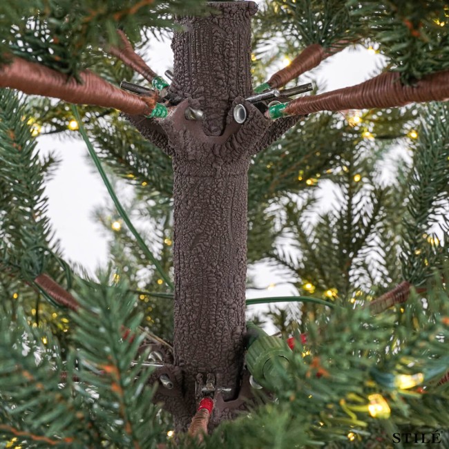 Albero di Natale Verde in PE con Led Integrati e Tronco Effetto Legno - Tonale Lux